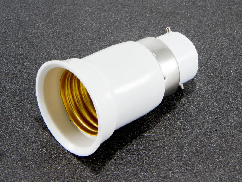 BA22 till E27 lamp-adapter