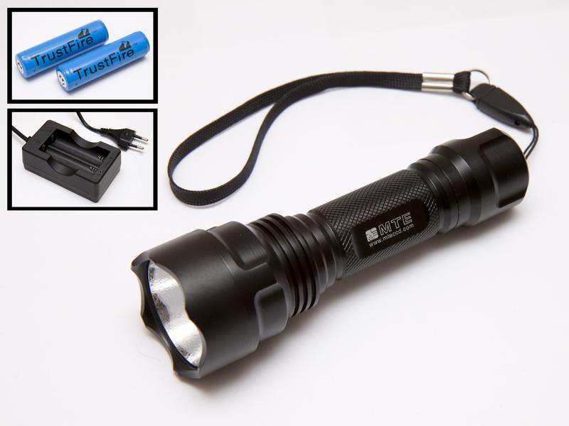 MTE SF-15 ficklampa med P7-led och dubbla batterier och laddare