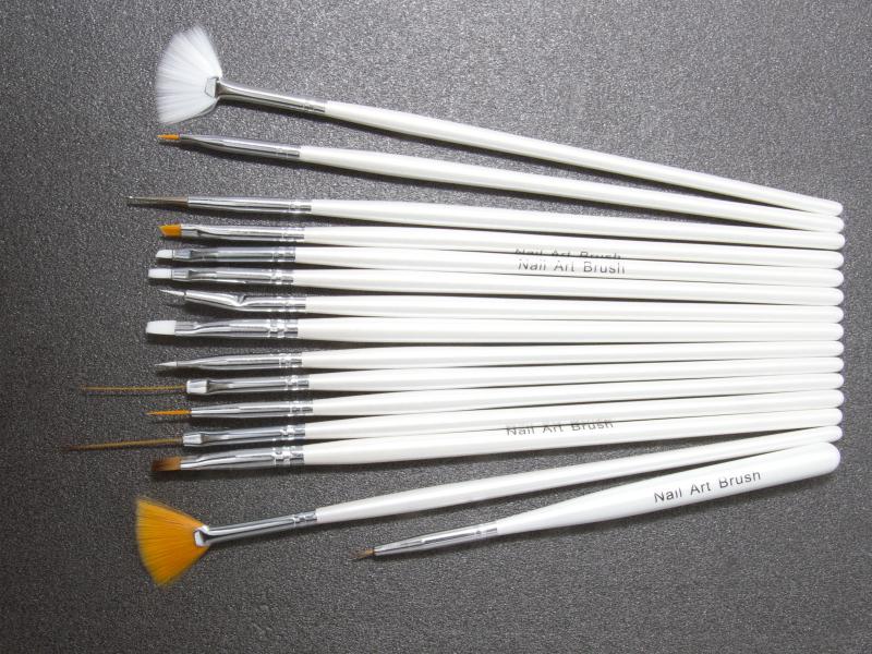 Nagelpenslar 15-pack