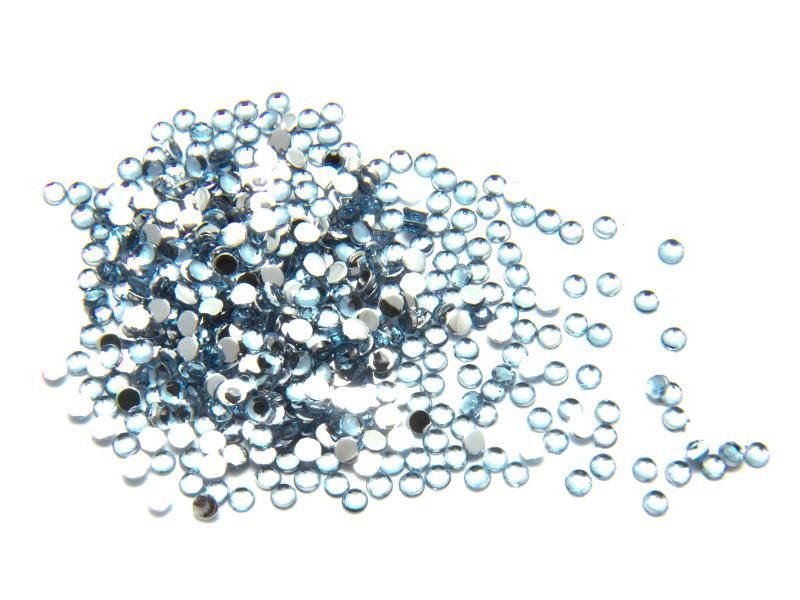 Rhinestones, nageldekorationer - 1,5mm - isblå