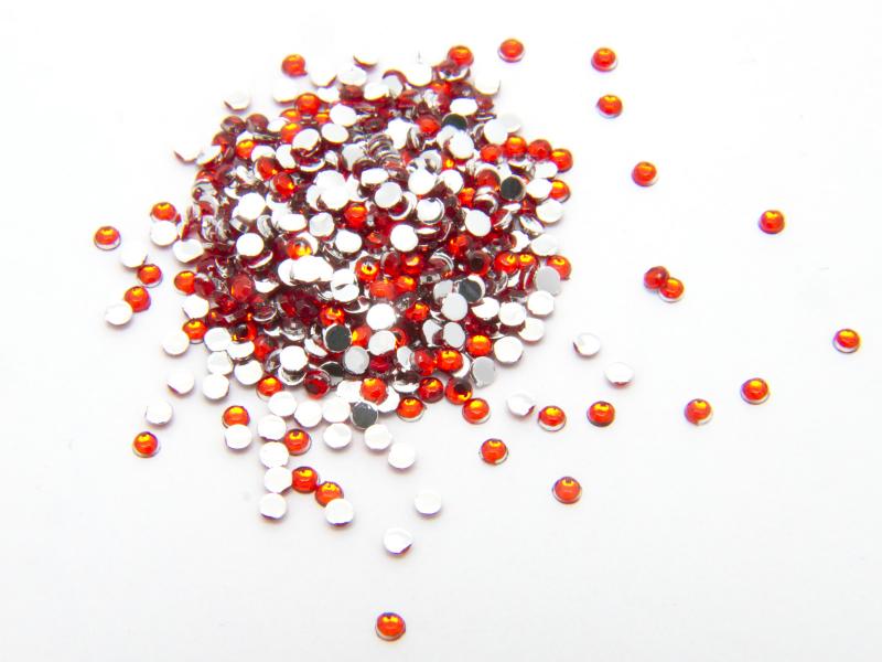 Rhinestones, nageldekorationer - 1,5mm - Röd