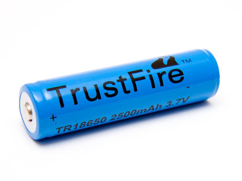 TrustFire Laddningsbart litiumbatteri 18650 3,7 volt