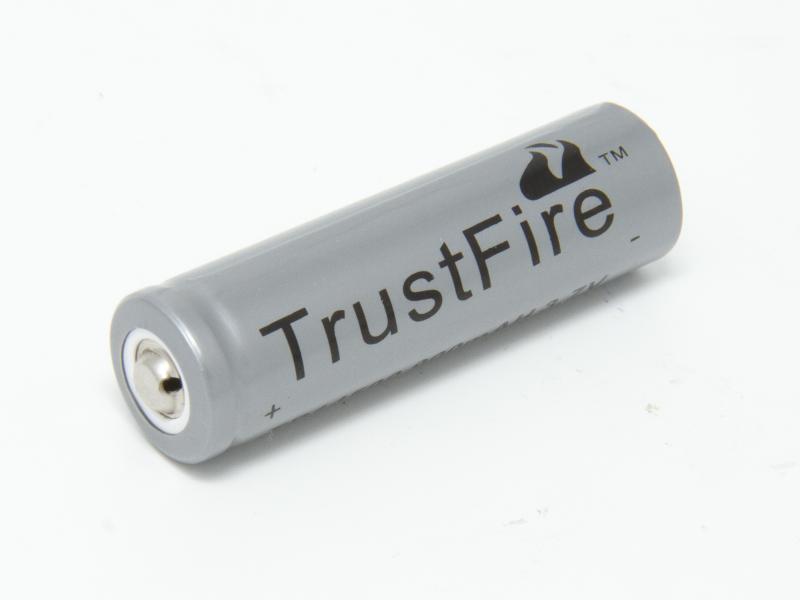 TrustFire Laddningsbart litiumbatteri AA/14500 3,7 volt